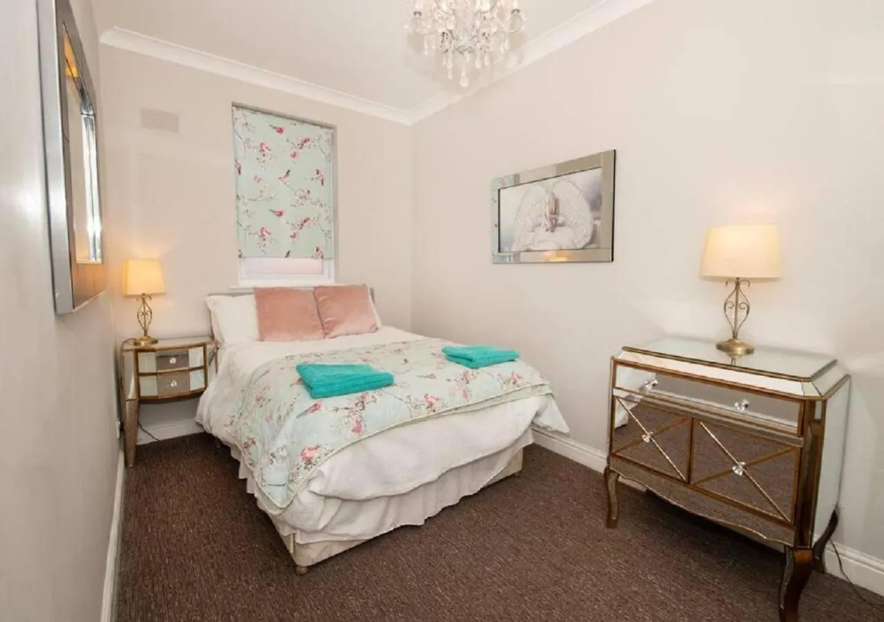 Sandpiper - Cosy Apartment In The Heart Of The Old Town Σκάρμπορο 0*,  Ηνωμένο Βασίλειο