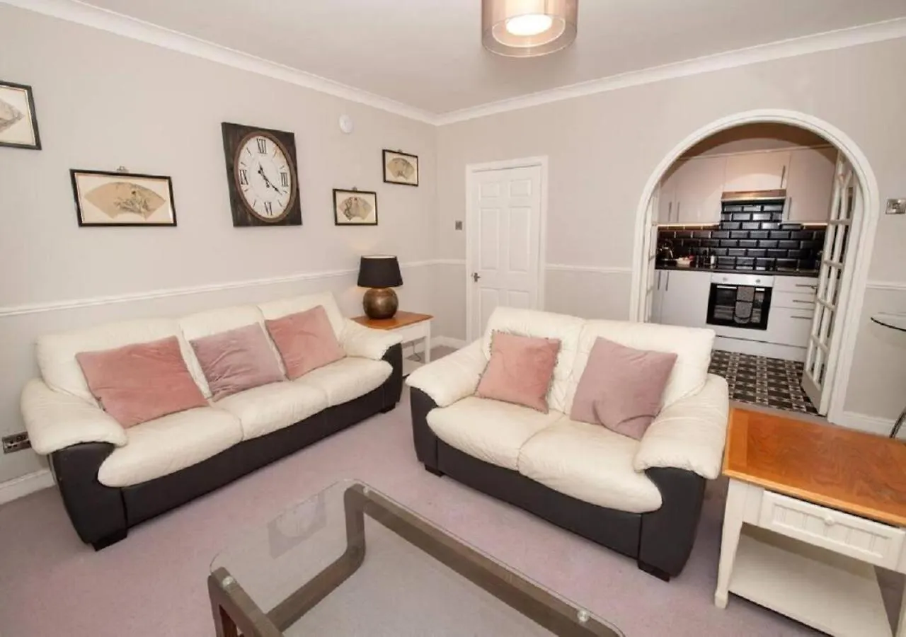 Sandpiper - Cosy Apartment In The Heart Of The Old Town Scarborough